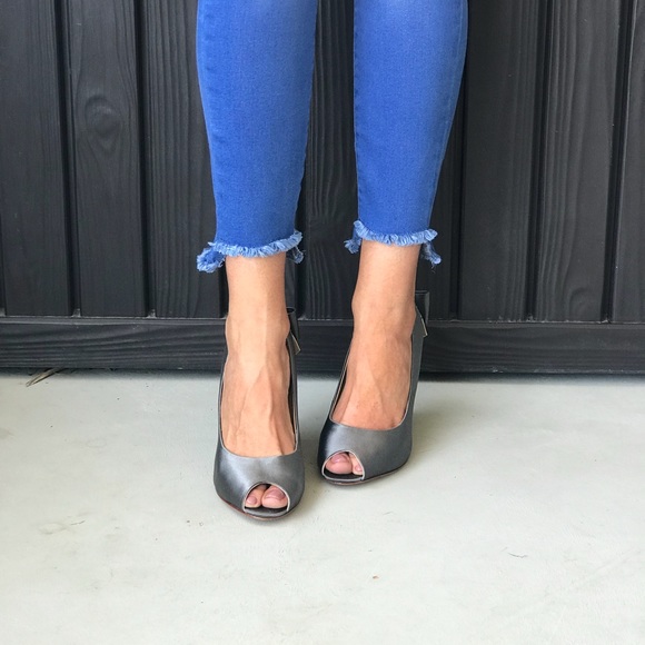 Oversized Bow Swarovski Crystal Satin Wedges - Picture 5 of 8